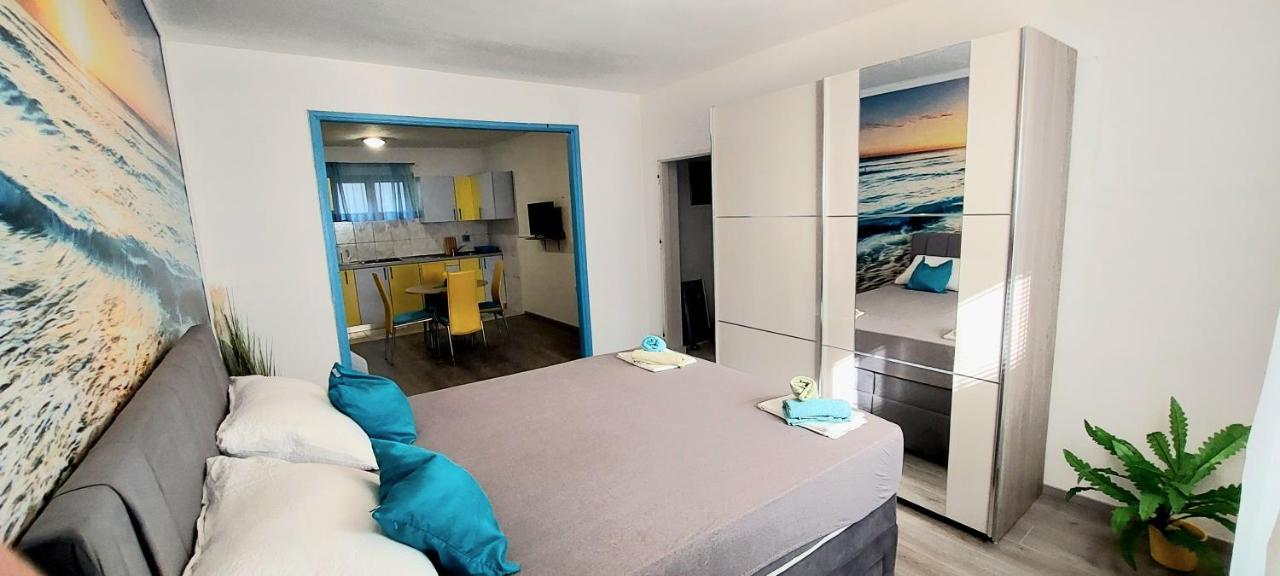 Luna Apartments Baška Voda エクステリア 写真