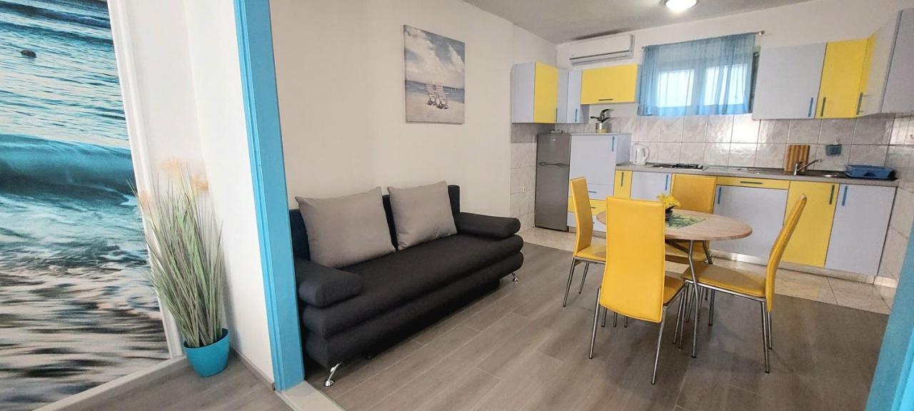 Luna Apartments Baška Voda エクステリア 写真