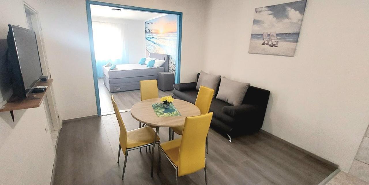 Luna Apartments Baška Voda エクステリア 写真
